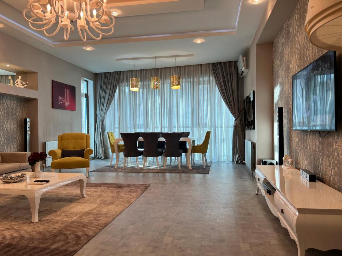 Megafun Luxury Family Apartment Баку Экстерьер фото